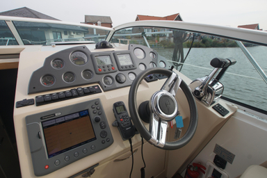 2005 Sealine S29