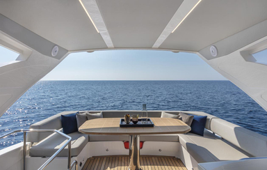 2017 Absolute Yachts 50 FLY