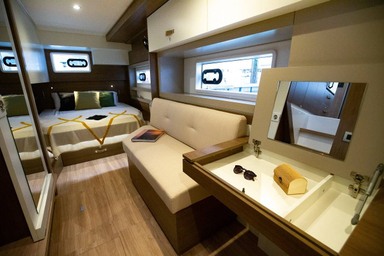 2022 Bali Catamarans 4.4