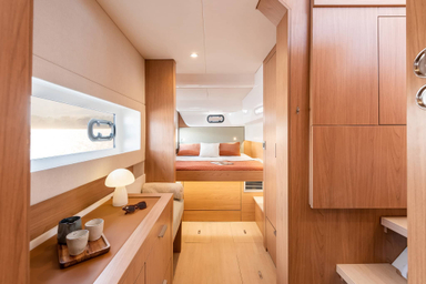 2024 Bali Catamarans Catsmart 