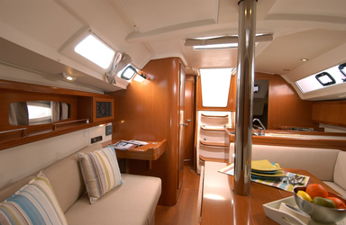 2014 Beneteau Oceanis 34.1