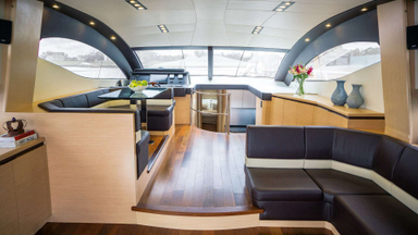 2006 Birchwood 770 Flybridge
