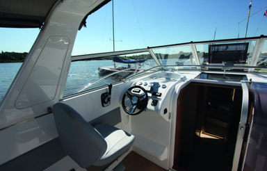 2020 Broom Boats 30 Cadet