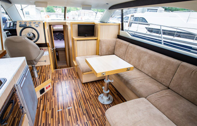 2020 Broom Boats Commodore