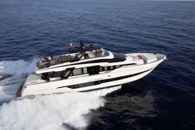 2018 Cayman Yachts F920