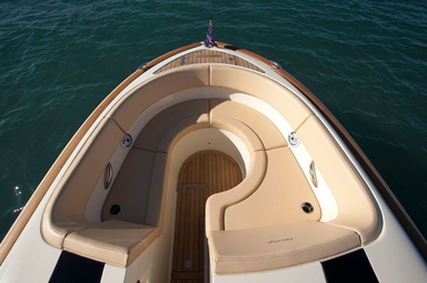 2013 Chris-Craft Launch 32