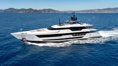 2022 Custom Line 140
