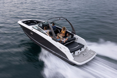 2023 Four Winns HD8