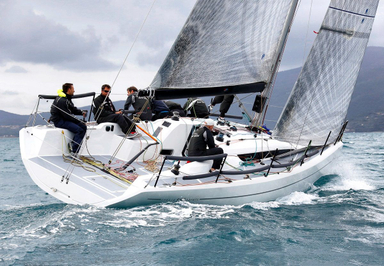 2015 Italia Yachts IY 9.98