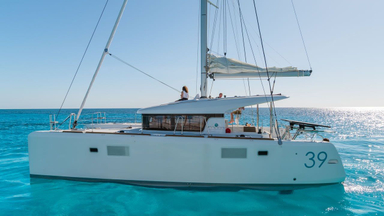 2013 Lagoon 39