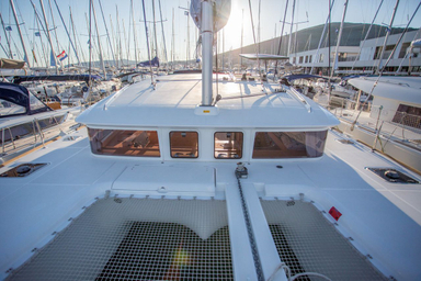 2012 Lagoon 400 S2