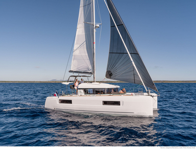 2017 Lagoon 40