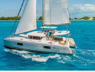 2022 Lagoon 42