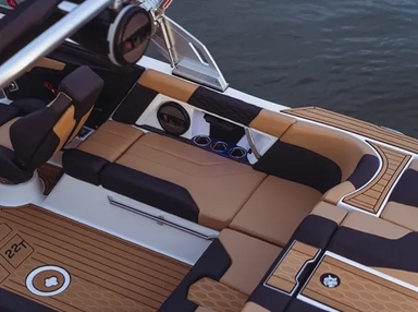 2018 Mastercraft XT22T