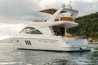 2011 Sealine T50