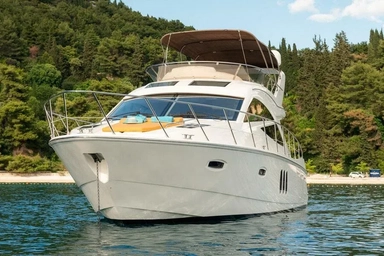 2011 Sealine T50