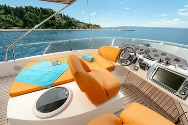 2011 Sealine T50