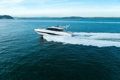 2018 Princess Yachts S65