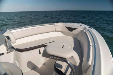 2022 Sailfish Boats 220 CC
