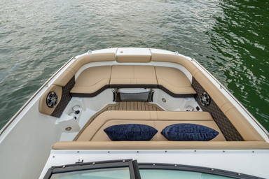 2023 Sea Ray SDX 250 Outboard