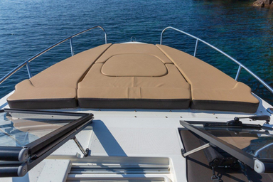 2022 Sea Ray Sunsport 250