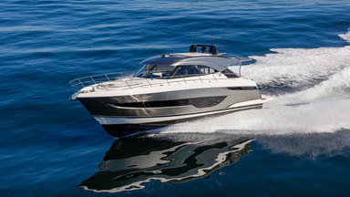 2022 Riviera 4600 Sport Yacht Platinum Edition