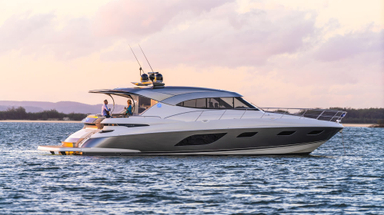 2023 Riviera 6000 Sport Yacht Platinum Edition