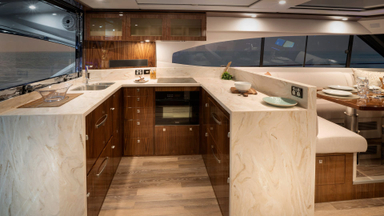 2023 Riviera 6000 Sport Yacht Platinum Edition