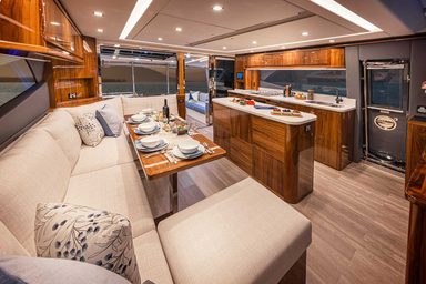 2021 Riviera 645 SUV