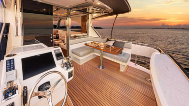 2017 Riviera 72 Sports Motor Yacht