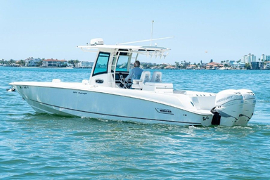 2013 Boston Whaler 320 Outrage