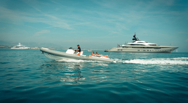 2022 Cobra Ribs Nautique Inboard 9