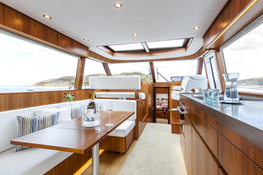 2013 Contest Yachts 52MC Fastlane