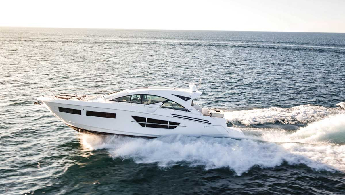 2021 Cruisers Yachts 60 Cantius