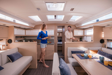 2021 Dufour Yachts 470