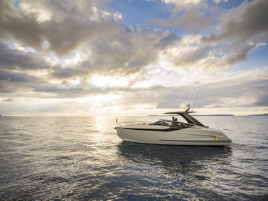 2020 Fairline F-Line 33