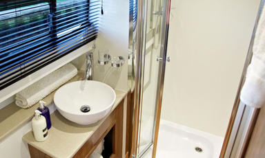 2020 Haines Marine 42 Elegance