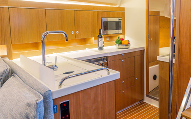 2014 Hanse Yachts 455