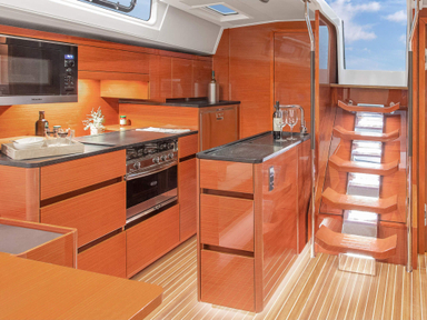 2022 Hanse Yachts 548