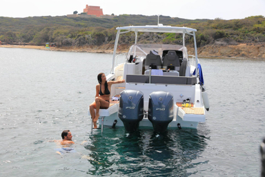 2022 Jeanneau Cap Camarat 9.0 WA