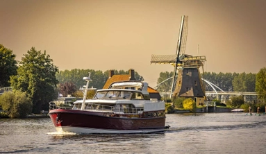 2023 Linssen Yachts 55 SL AC Variotop