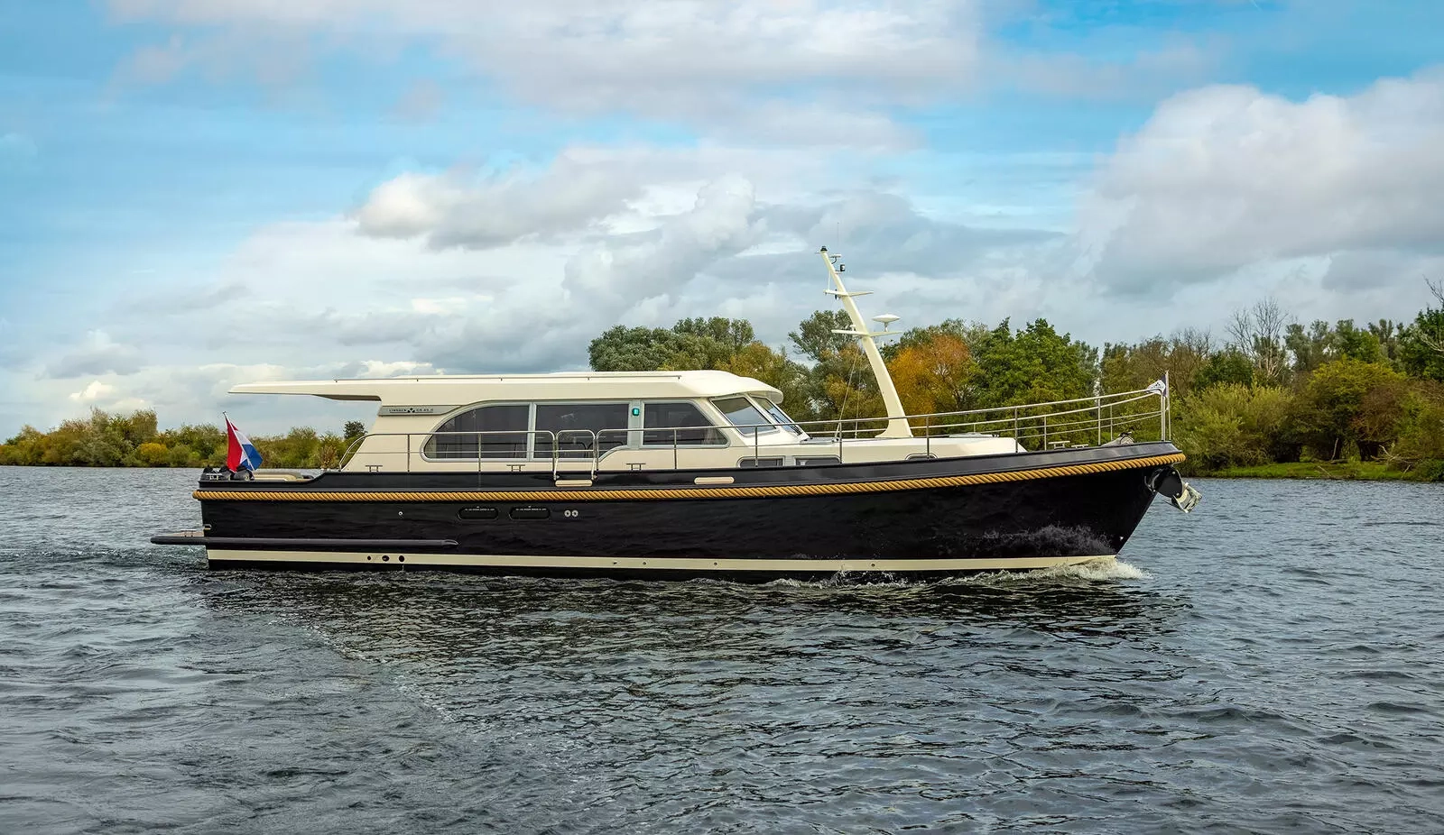 2017 Linssen Yachts Grand Sturdy 45.0 Sedan
