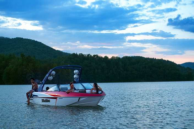 2017 Malibu Boats Wakesetter 22 VLX