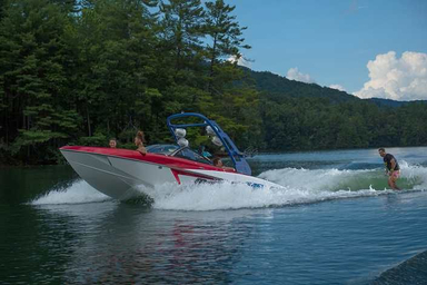 2017 Malibu Boats Wakesetter 22 VLX