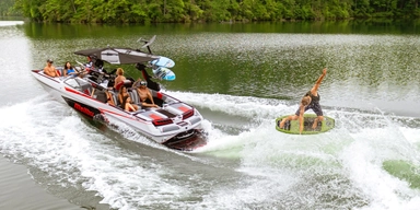 2022 Malibu Boats Wakesetter 24 MXZ