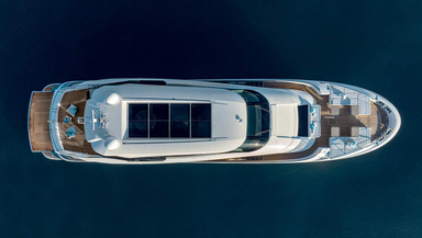 2021 Monte Carlo Yachts MCY 105 Skylounge