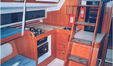 1988 Oyster Yachts Lightwave 395