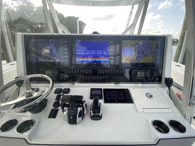 2019 Freeman Boat Works 42 LR