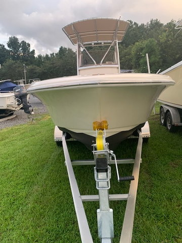 2017 Scout Boats 225 Xsf