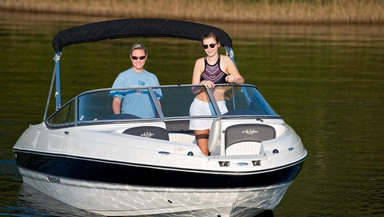 2018 Stingray Boats 208 LS